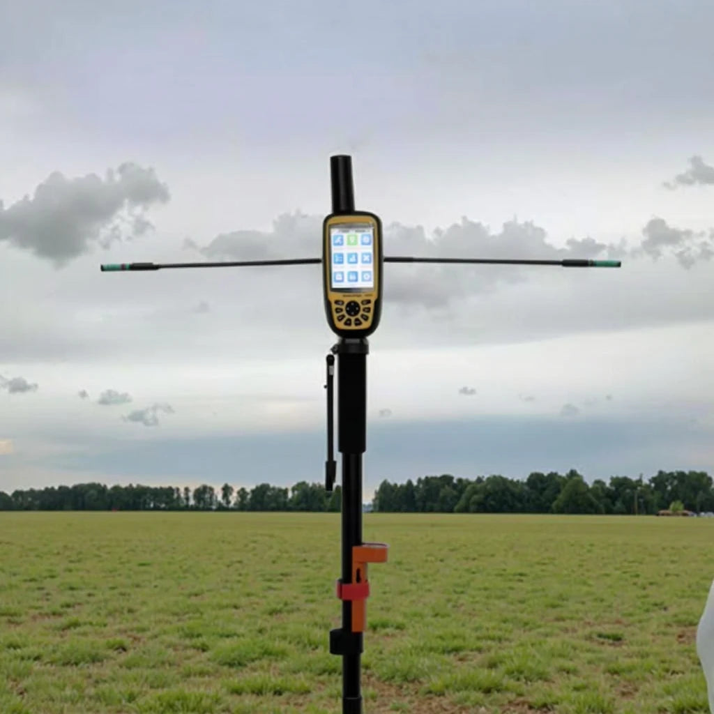 Factory Direct Sell RTK Handheld Meter for Positioning, Land Survey, Topographic Survey Google GPS Tracking 660 Handheld RTK