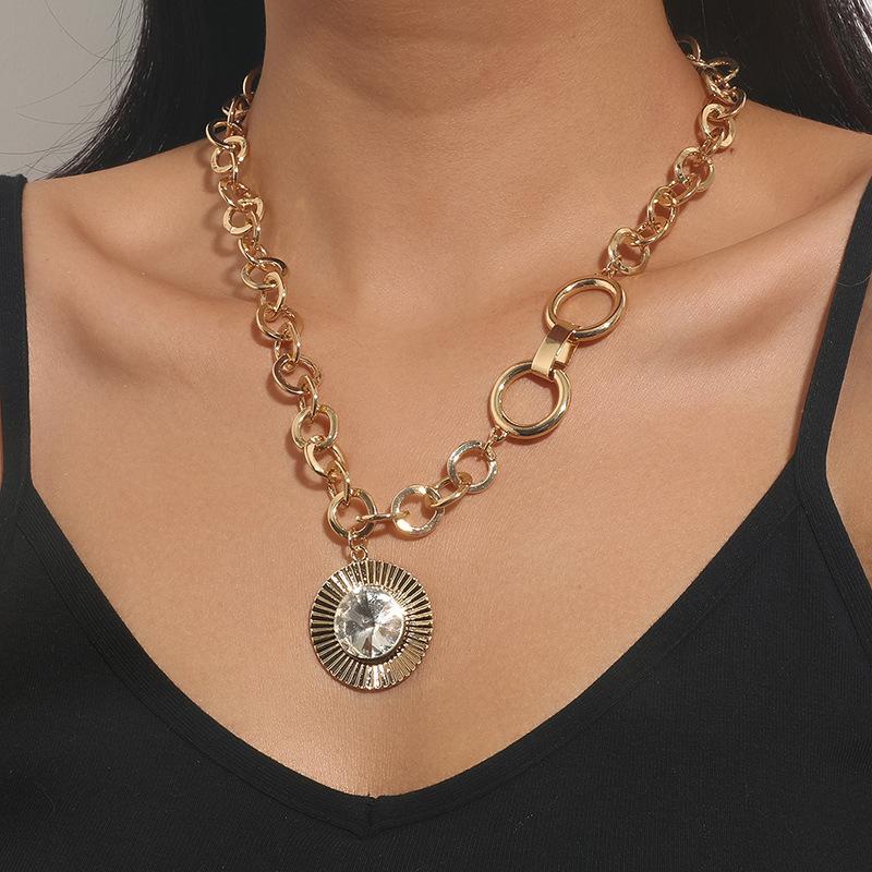Personalized Hip-Hop Short 8 Word Chain Clauses Glass Diamond Alloy Ladies Necklace