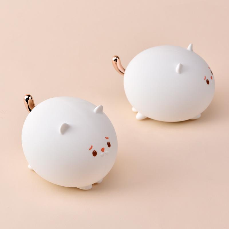 Meow silicone pat night light