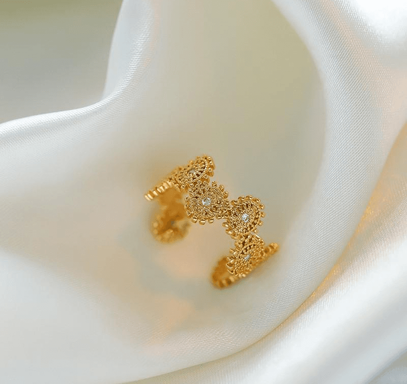 Lace daisy open ring