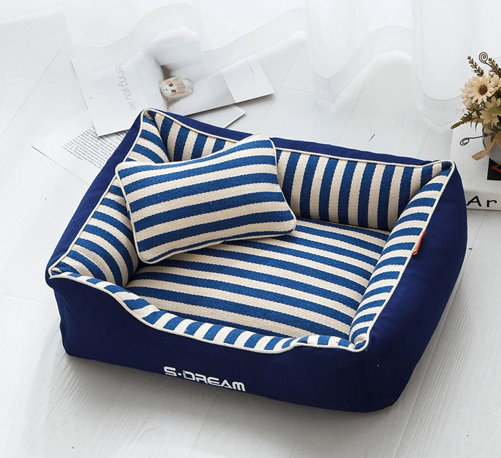 The kennel and cat kennel are removable and washable