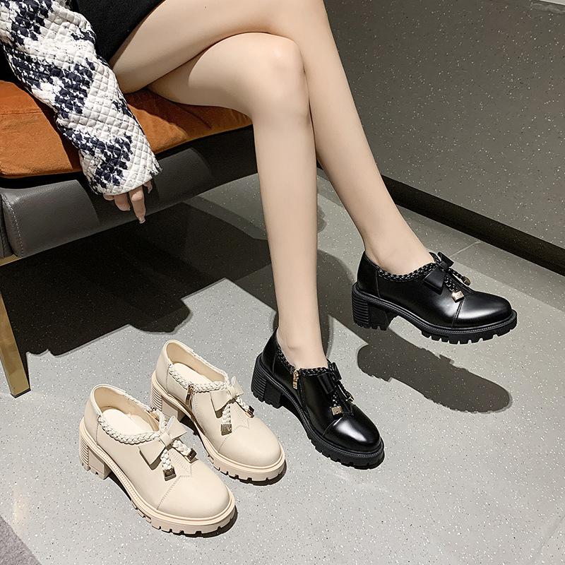 Thick-heeled Bow-knot College Style Casual Fashion Woven Pumps