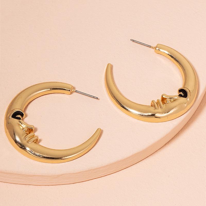 Fashion Retro Earrings Moon C Word