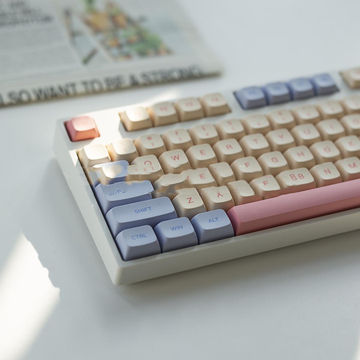 Fashionable And Simple XDA Marshmallow Keycap Set