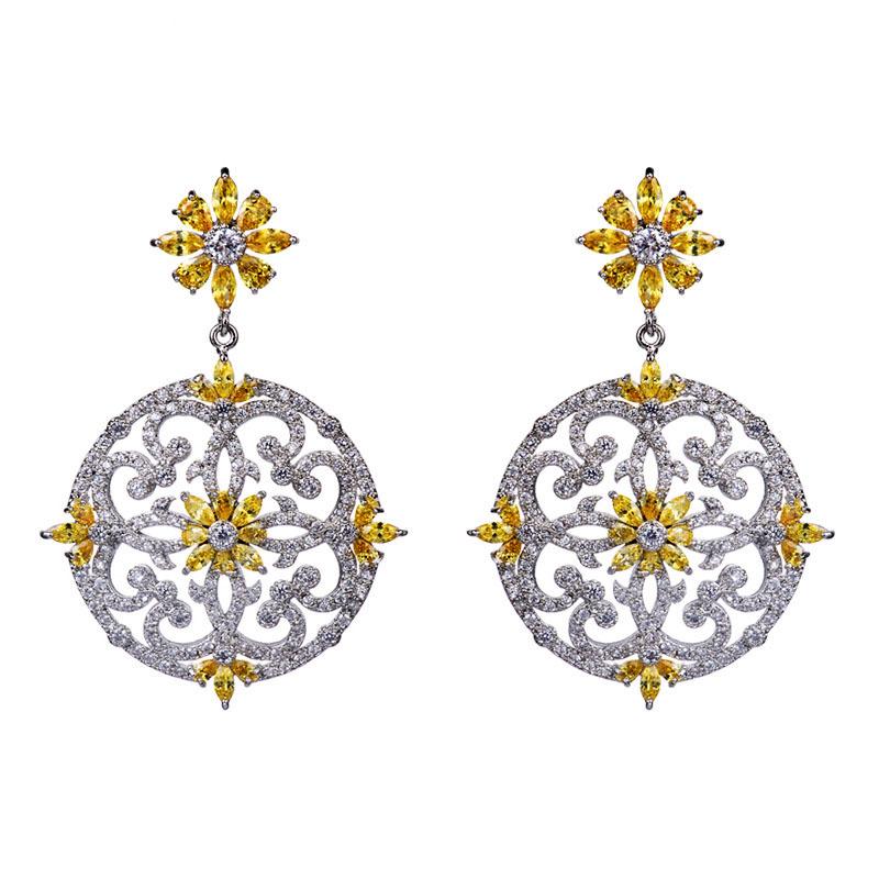 Fashion Retro Exaggerated Zircon Ear Studs