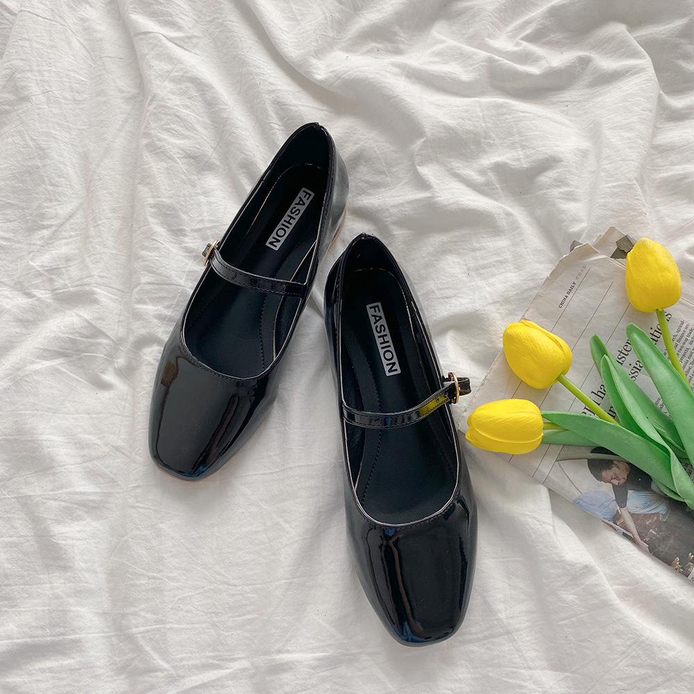 Women's Chunky Heel Square Toe Pumps
