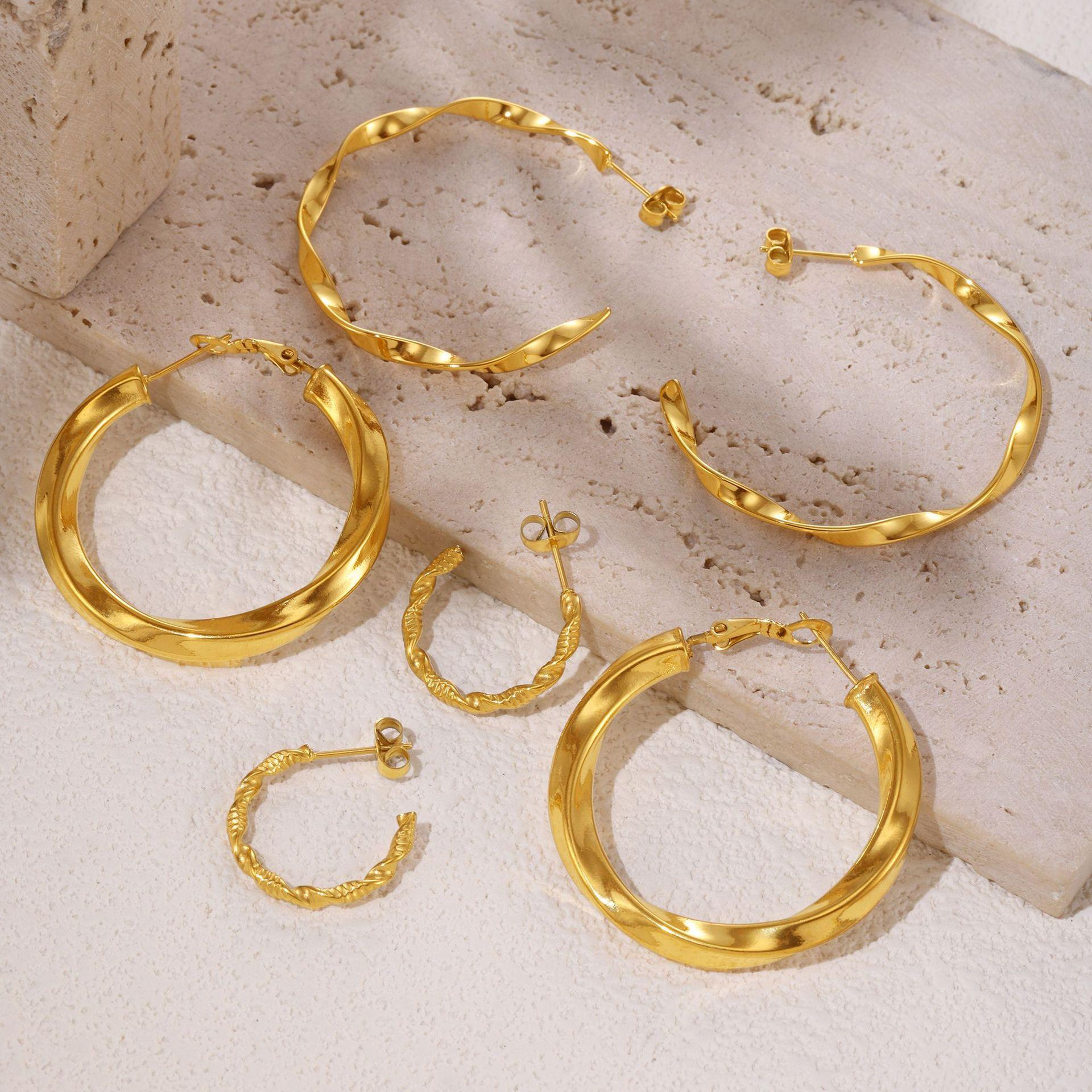 Stainless Steel 18K Real Gold C- Shaped Round Ring Earrings