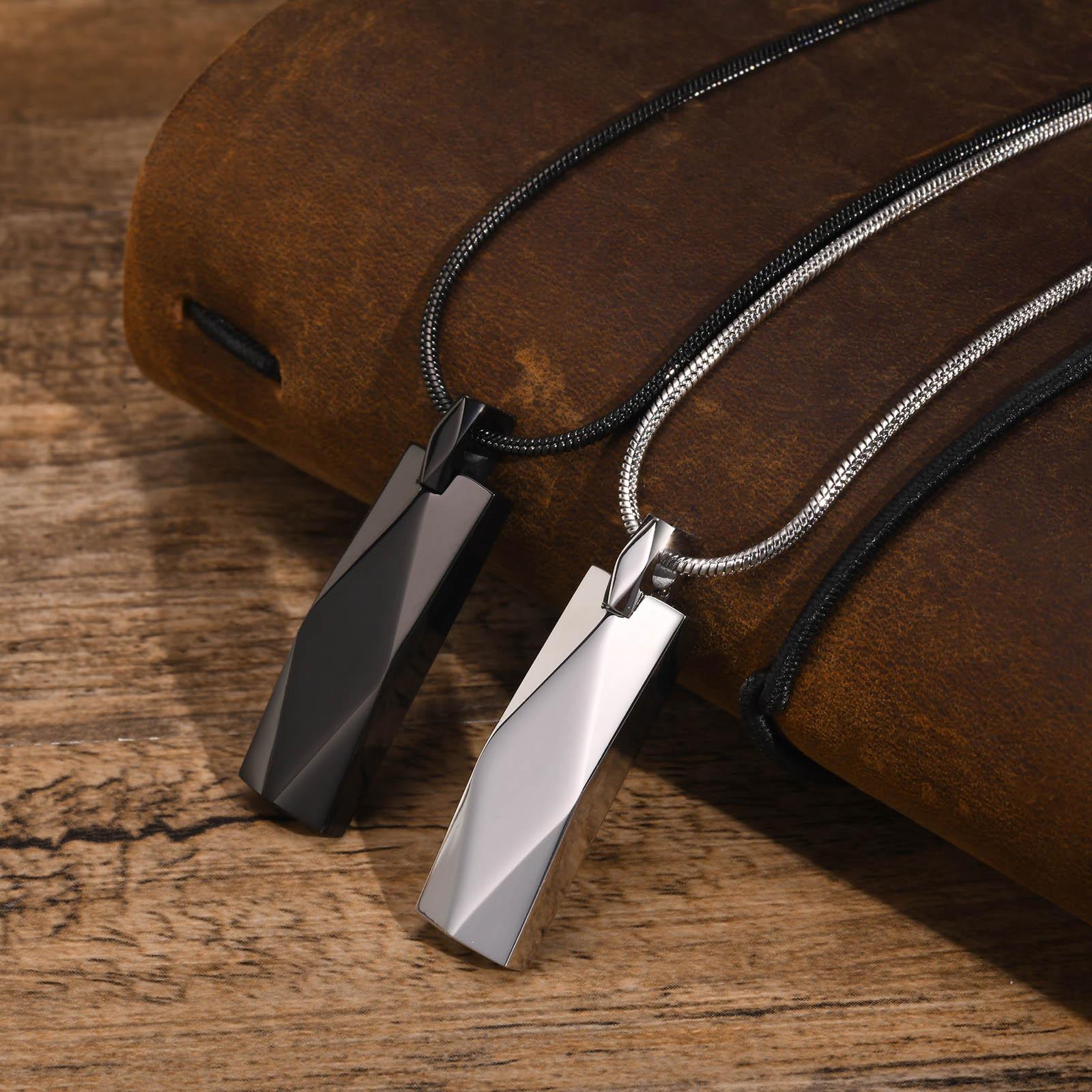 Stainless Steel Rectangular Three-dimensional Diamond Geometric Necklace