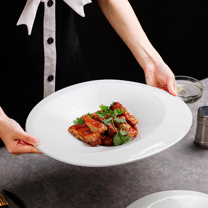 Simple French Household Oval Egg-shaped Plate