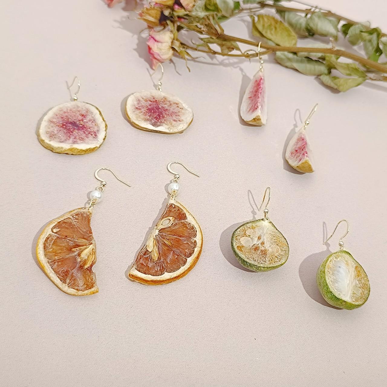 Handmade Niche-design Ear Drops In A Vibrant Green Citrus Hue