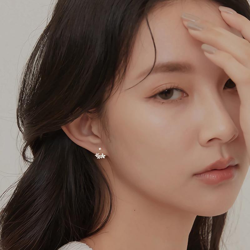 Women's Fashion All-matching Ear Bone Stud Niche