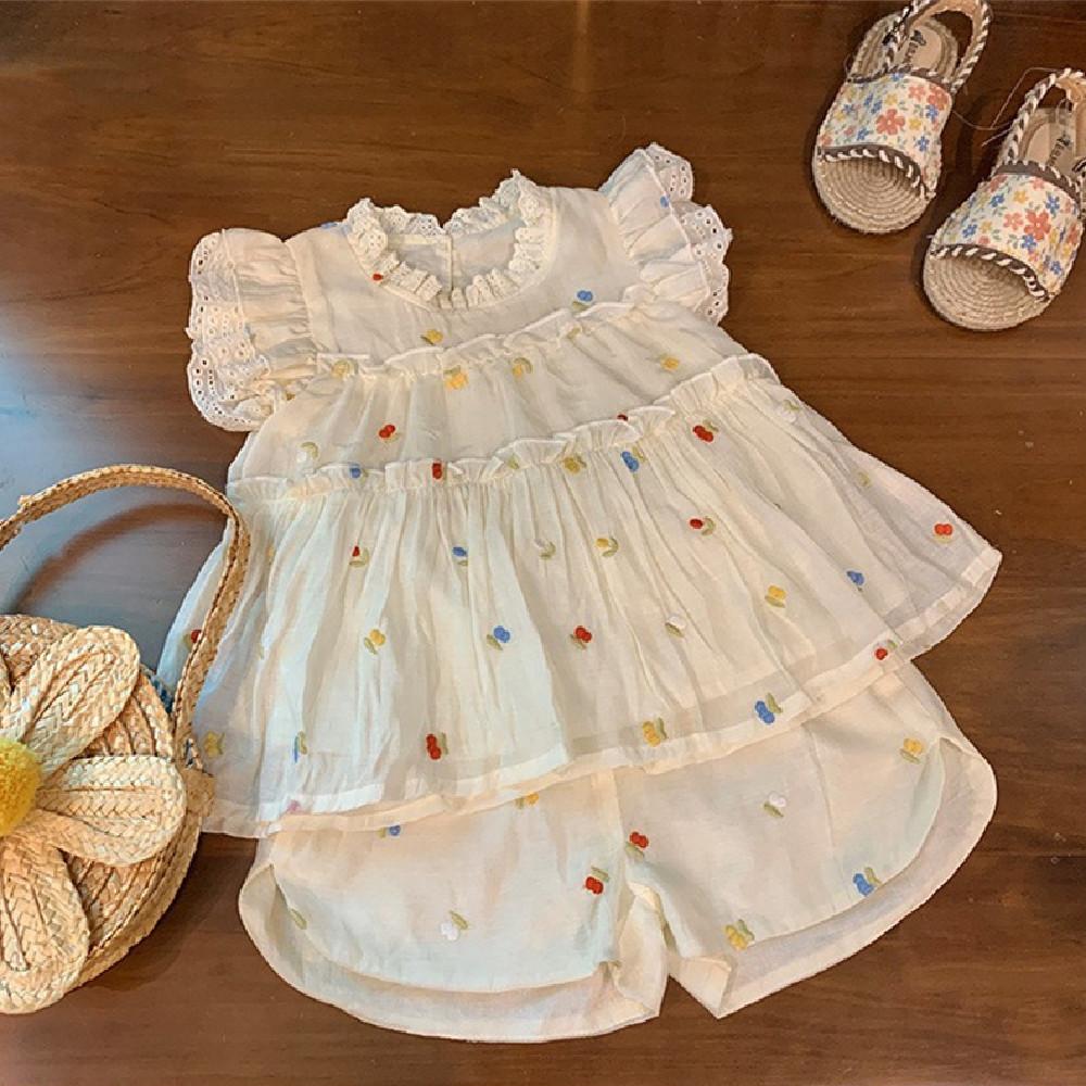 Children Fashion Hollow Lace Vest Shorts Set