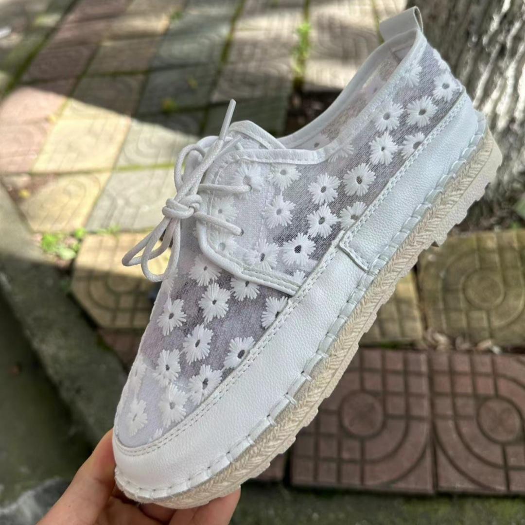 Flower Lace Up Casual Women's Pumps