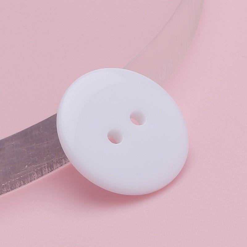 Colored Two-eyed Bread Button Shirt