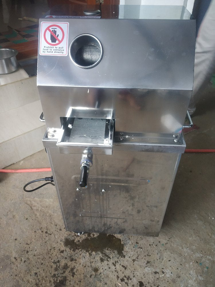 Stainless Steel SUGARCANE MACHINE